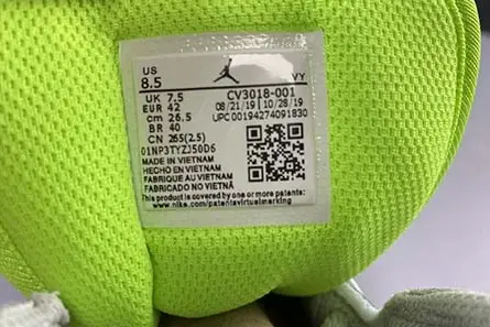 ModernLook 5670 Air Jordan 1 Mid CV3018-001  DFF60