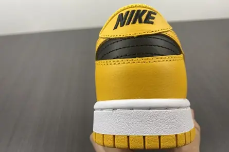 ModernLook 8082 Nike Dunk Low Takes on a Familiar “Goldenrod” Colorwa DD1391-004 