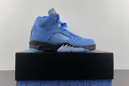ModernLook 8378 Air Jordan 5 “UNC” DV1310-401 