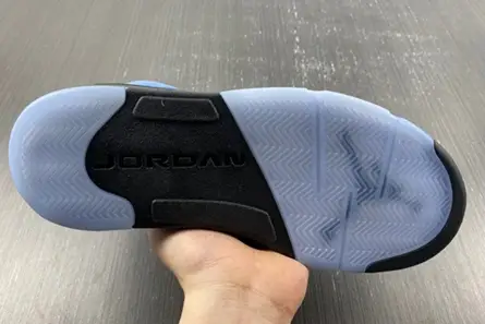 ModernLook 8378 Air Jordan 5 “UNC” DV1310-401 