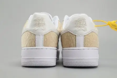 NIKE AIR FORCE 1’07 LV8 SUEDE WHITE A09281-100 Comfortable 2104 