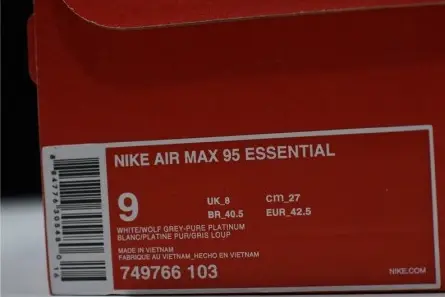 NIKE Air Max 95 Essential Mens White-Grey-Red Running Shoes  749766-103 Cozy 4723 