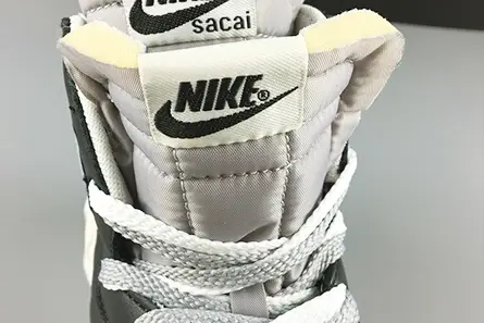 NIKE BLAZER HIGH SACAI WHITE-GREY - BV0072-002 EyeCatching 4734 