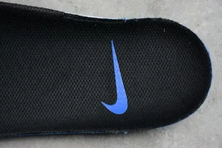 NIKE EPIC REACT FLYKNIT BLACK RACER BLUE AQ0067-004 Bright 3979 