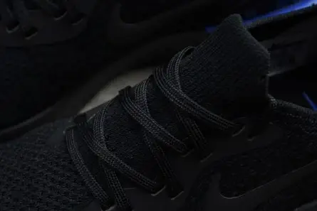 NIKE EPIC REACT FLYKNIT BLACK RACER BLUE AQ0067-004 Bright 3979 