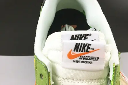 NIKE LD WAFFLE SACAI GREEN MULTI - BV0073-300 Sleek 4970 