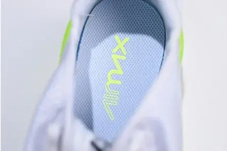 NIKE mens AIR MAX 270 Trendsetting 2949 