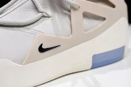 Nike Air Fear of God 1 Light Bone AR4237-002 Trendsetting 9961 