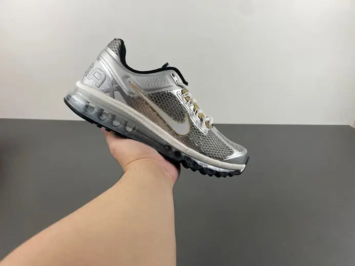 Nike Air Max 2013 Metallic Silver Gold  HJ7901-095 Stylish 2608  DECF751