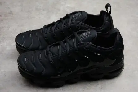 Nike Air VaporMax Plus Triple Black | 924453-004 Compact 1416 