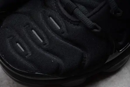 Nike Air VaporMax Plus Triple Black | 924453-004 Compact 1416 