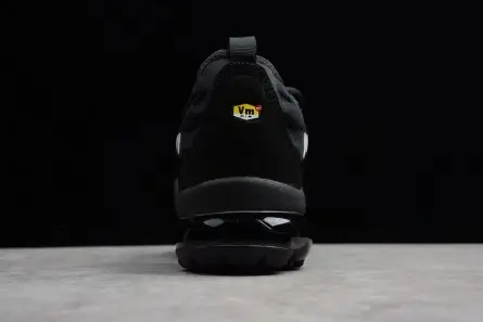 Nike Air VaporMax Plus Triple Black | 924453-004 Compact 1416 