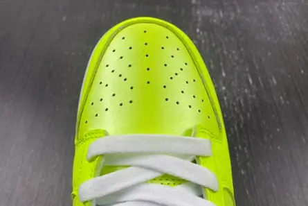 Nike Dunk Low “Glow in the Dark”  FJ4610-702 Classic 8087 