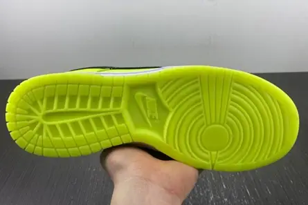 Nike Dunk Low “Glow in the Dark”  FJ4610-702 Classic 8087 