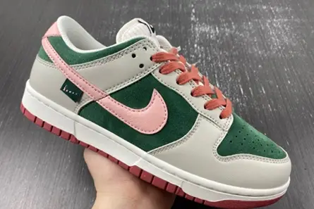 Nike Dunk Low SE All Petals United Fir Green (Women's)  FN8923-061 Reliable 1725 