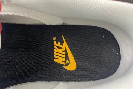 Nike Dunk Low SE DO9457-110 Versatile 7052 