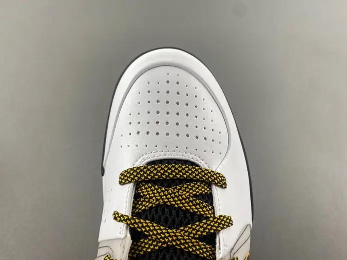 Nike Kobe 4 Protro White Black Del Sol  AV6339-101 Sophisticated 8897 
