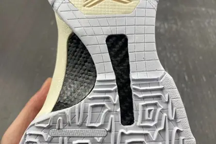 Nike Kobe 5 Protro Undefeated Rice White DB4796-101 Refined 9640 