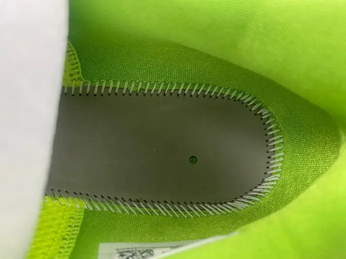 Nike Kobe 6 Protro Grinch  CW2190-300 Durable 6160 