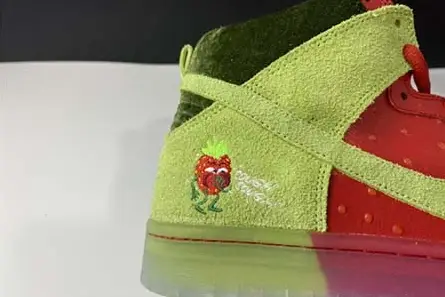 Nike SB Dunk High “Strawberry Cough  CW7093-600 Minimalist 7311 