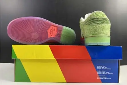 Nike SB Dunk High “Strawberry Cough CW7093 600 Compact 6414 