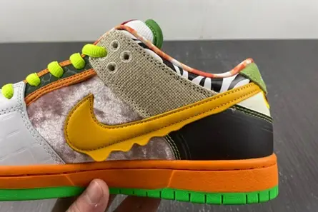 Nike SB Dunk Low DM0807-600 SportInspired 3087 