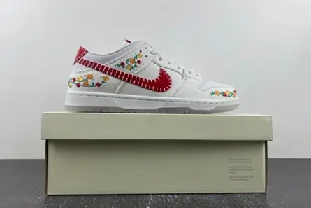Nike SB Dunk Low Decon N7 Opti Yellow University Red  FD6951-700 Elegant 5872 