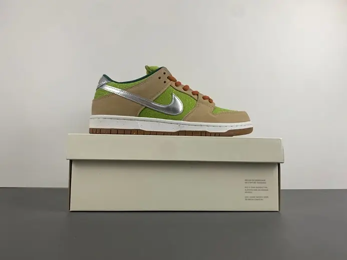 Nike SB Dunk Low Escargot  FQ7585-200 Resilient 5075 