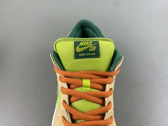 Nike SB Dunk Low Escargot  FQ7585-200 Resilient 5075 