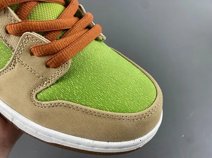 Nike SB Dunk Low Escargot  FQ7585-200 Resilient 5075 