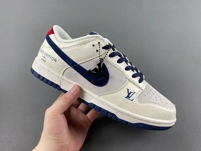 Nike SB Dunk Low FC1688-134 Comfortable 4062 