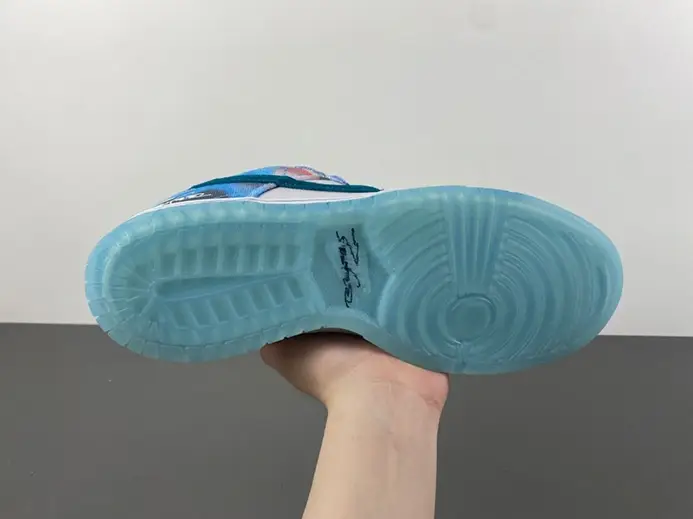 Nike SB Dunk Low Futura Laboratories Bleached Aqua  HF6061-400 Unique 3032 