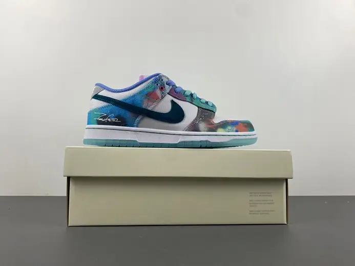 Nike SB Dunk Low Futura Laboratories Bleached Aqua  HF6061-400 Unique 3032 