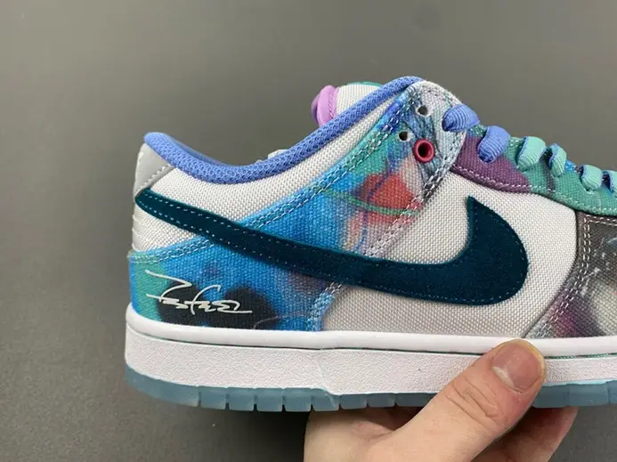Nike SB Dunk Low Futura Laboratories Bleached Aqua  HF6061-400 Unique 3032 