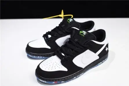Nike SB Dunk Low Staple Panda Pigeon - BV1310-013 Trendy 5083 