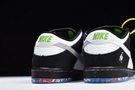 Nike SB Dunk Low Staple Panda Pigeon - BV1310-013 Trendy 5083 