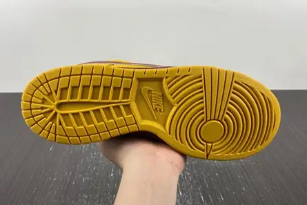 Nike SB Dunk Low Yellow Lobster  313170-137566 NewStyle 9057 