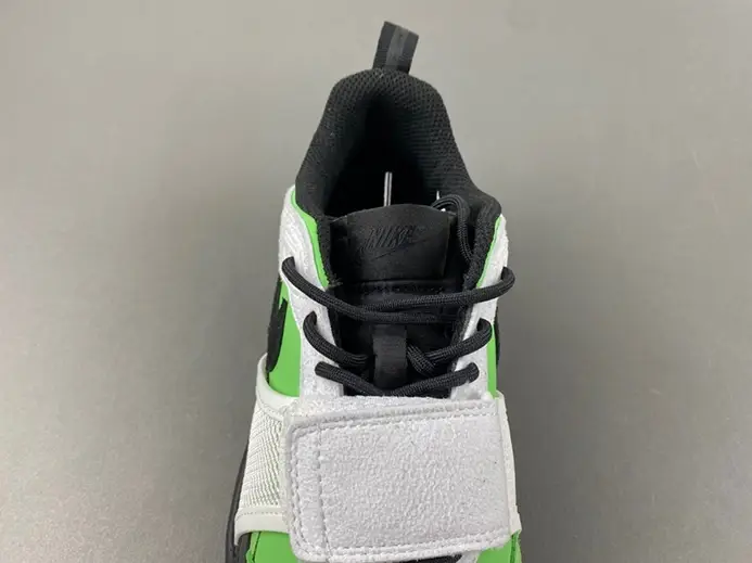Nike Zoom Field Jaxx SP HQ3061-104 Sleek 2212 