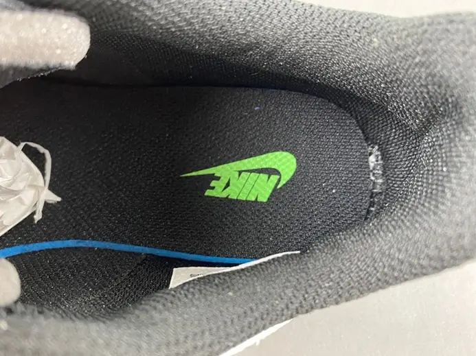 Nike Zoom Field Jaxx SP HQ3061-104 Sleek 2212 