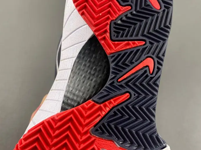Nike Zoom Kobe 4 AV6339-109 Soft 8759 