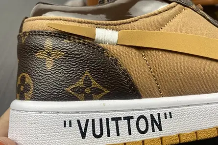 OFF-WHITE x Air Jordan 1 554724-555 Classic 5495 