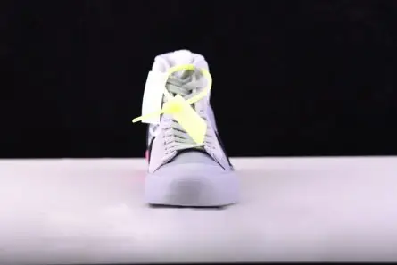 Off-White Nike Blazer The Queen AA3832-002 Resilient 9443 