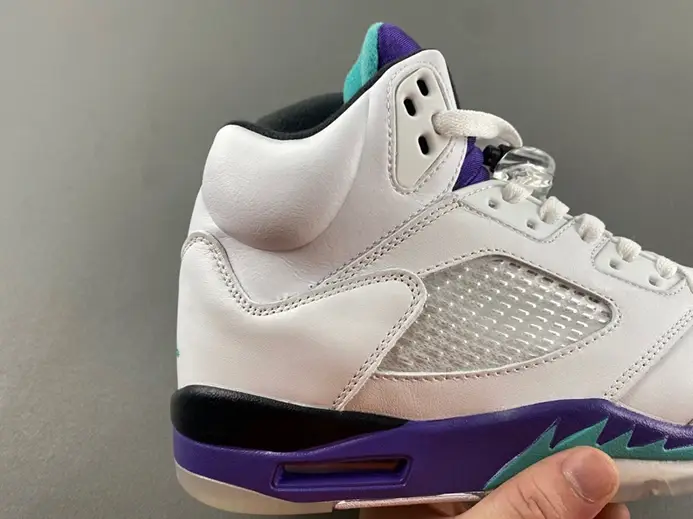 Popular 1877 Jordan 5 Retro Grape  136027-108 