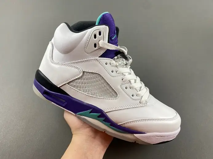 Popular 1877 Jordan 5 Retro Grape  136027-108 