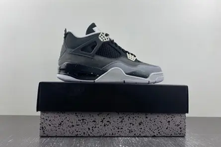 Popular 5731 Jordan 4 Retro Fear Pack  626969-030 