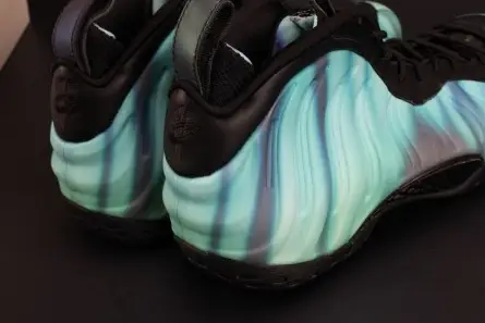 Refined 3470 Nike Air Foamposite One "Northern Lights" Black Green mens 840559-001 