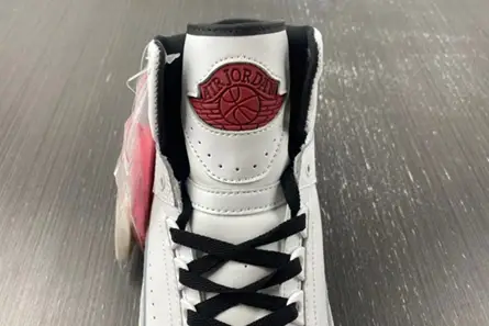 Refined 3532 Jordan 2 Retro dj4375-101 