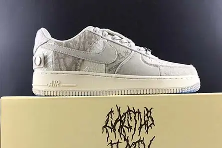 Resilient 294 NIKE AIR FORCE1 TRAVIS SCOTT CN2405-902 