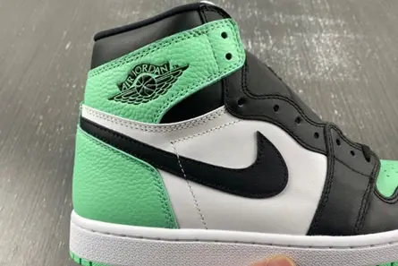 Resilient 3737 Jordan 1 Retro High OG Green Glow DZ5485-130 
