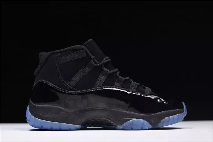 Resilient 6925 Air Jordan 11 “Cap and Gown” black  378037-005 